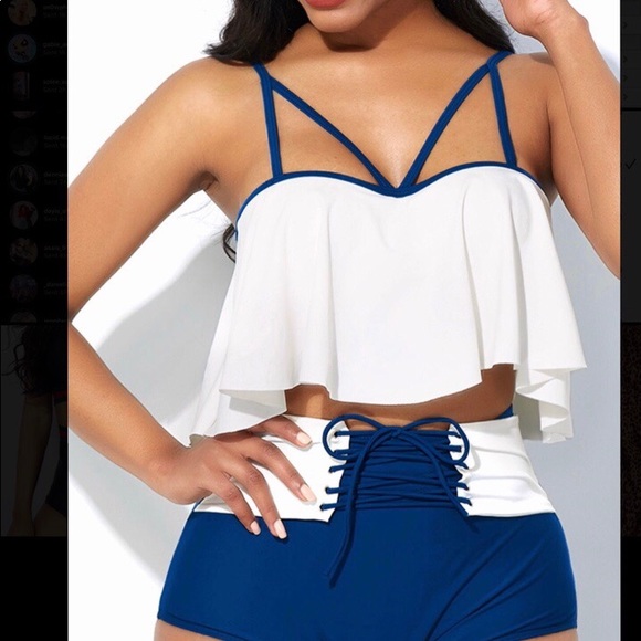 Bikini - Picture 2 of 2